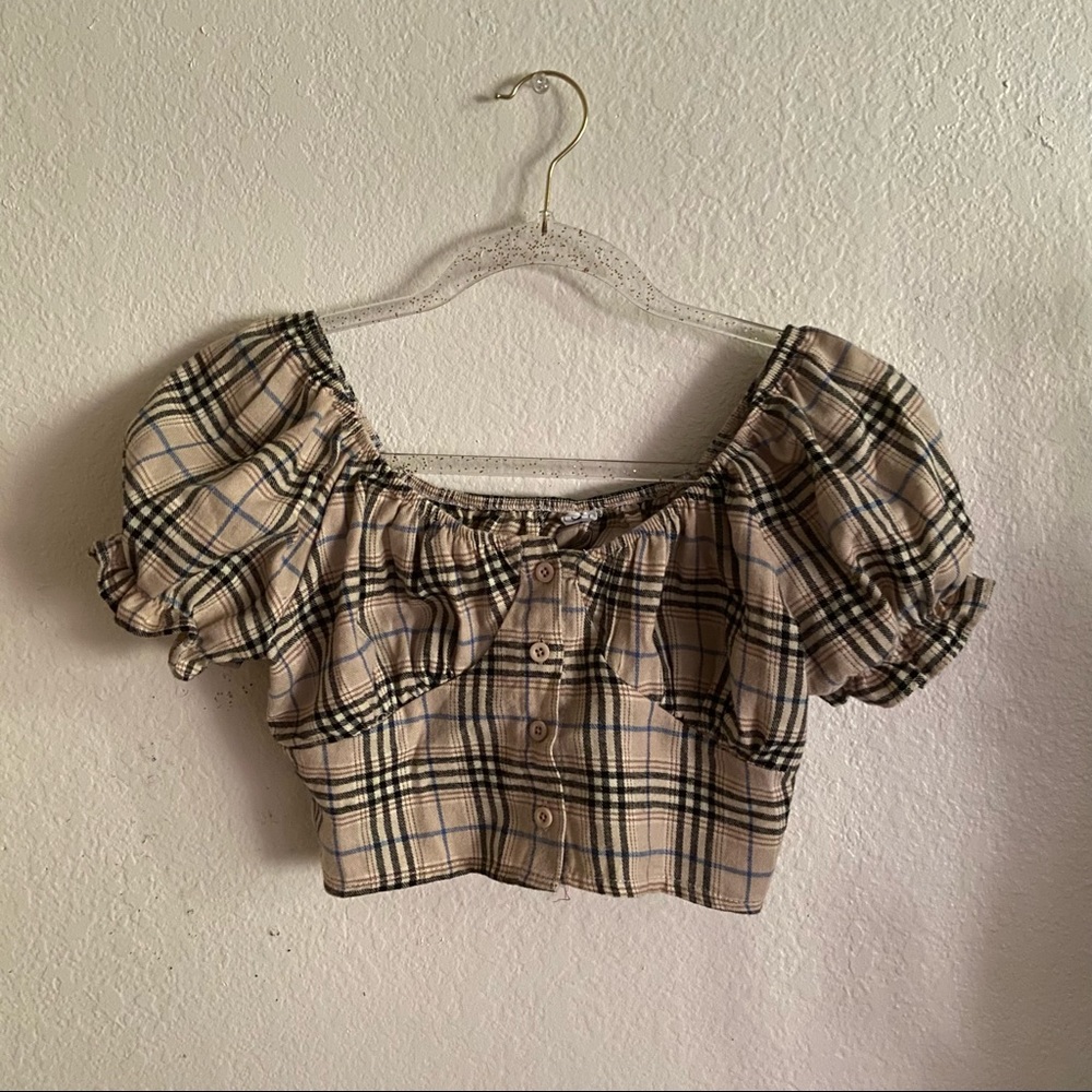 tan plaid cropped blouse 🐇